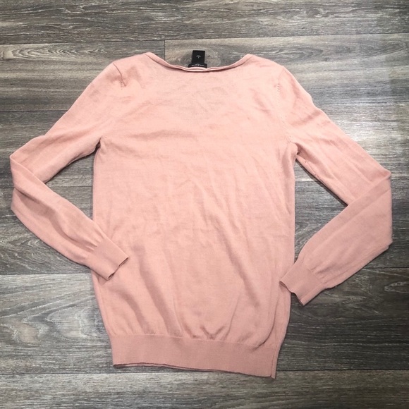 Ann Taylor vneck sweater top - Picture 2 of 6